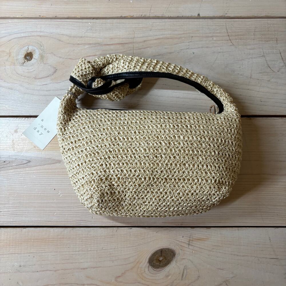 A New Day NWT Women's Faux Leather Woven Straw Shoulder Bag Zip Close - Picture 5 of 6